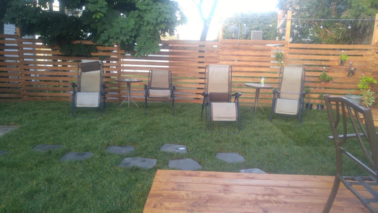 Auberge Jeunesse à Loulou Lévis Extérieur photo