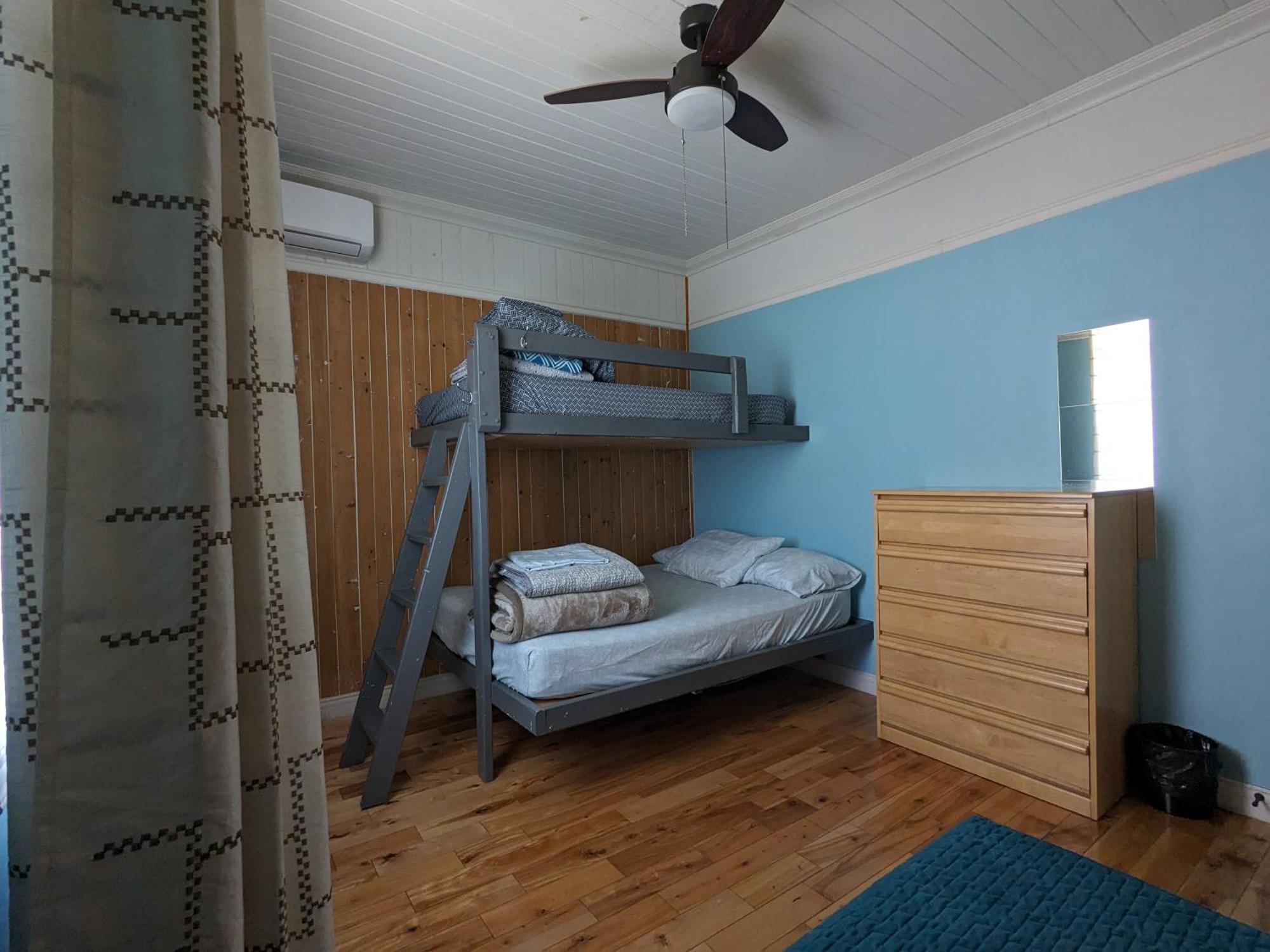 Auberge Jeunesse à Loulou Lévis Extérieur photo