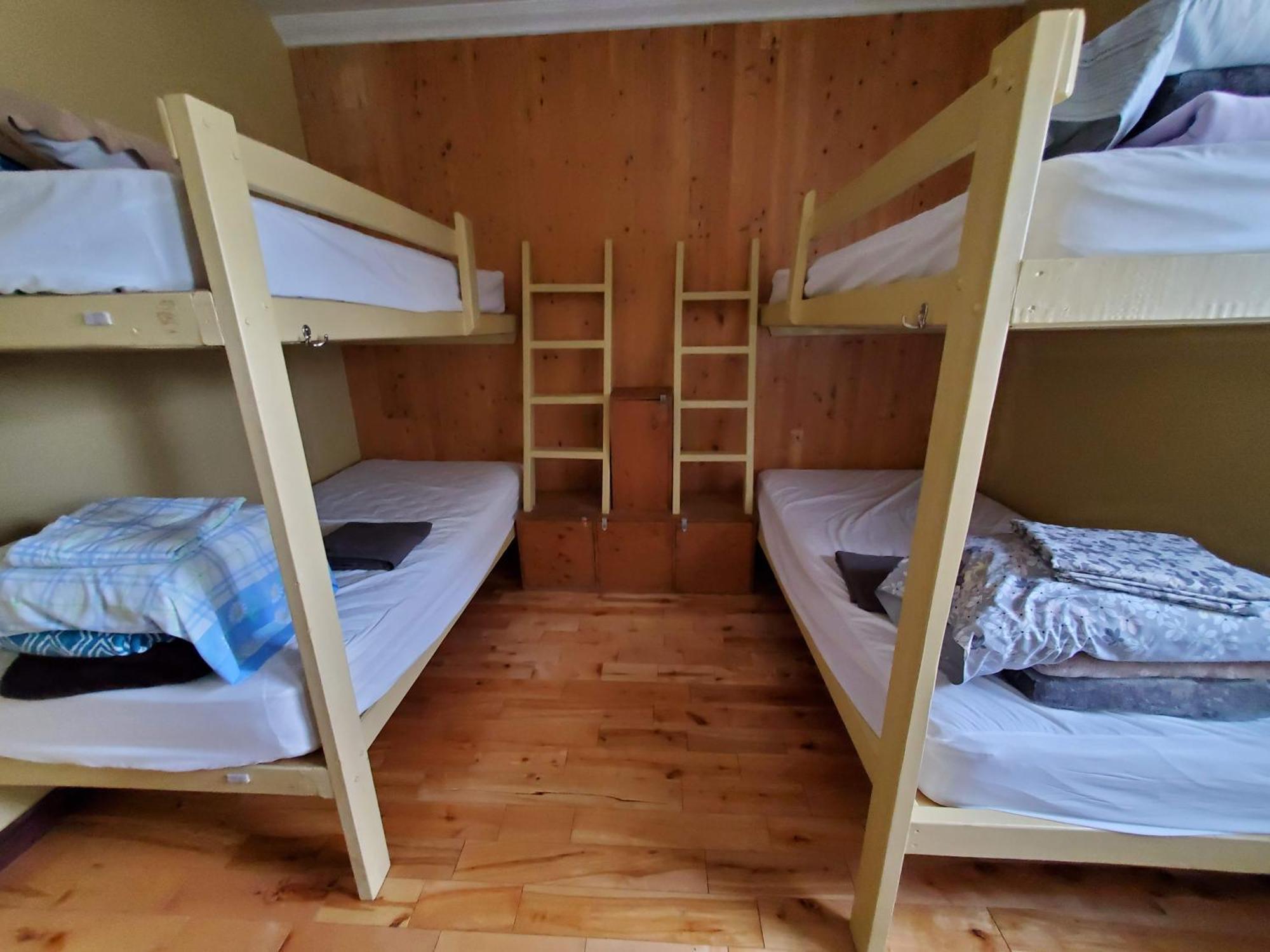 Auberge Jeunesse à Loulou Lévis Chambre photo