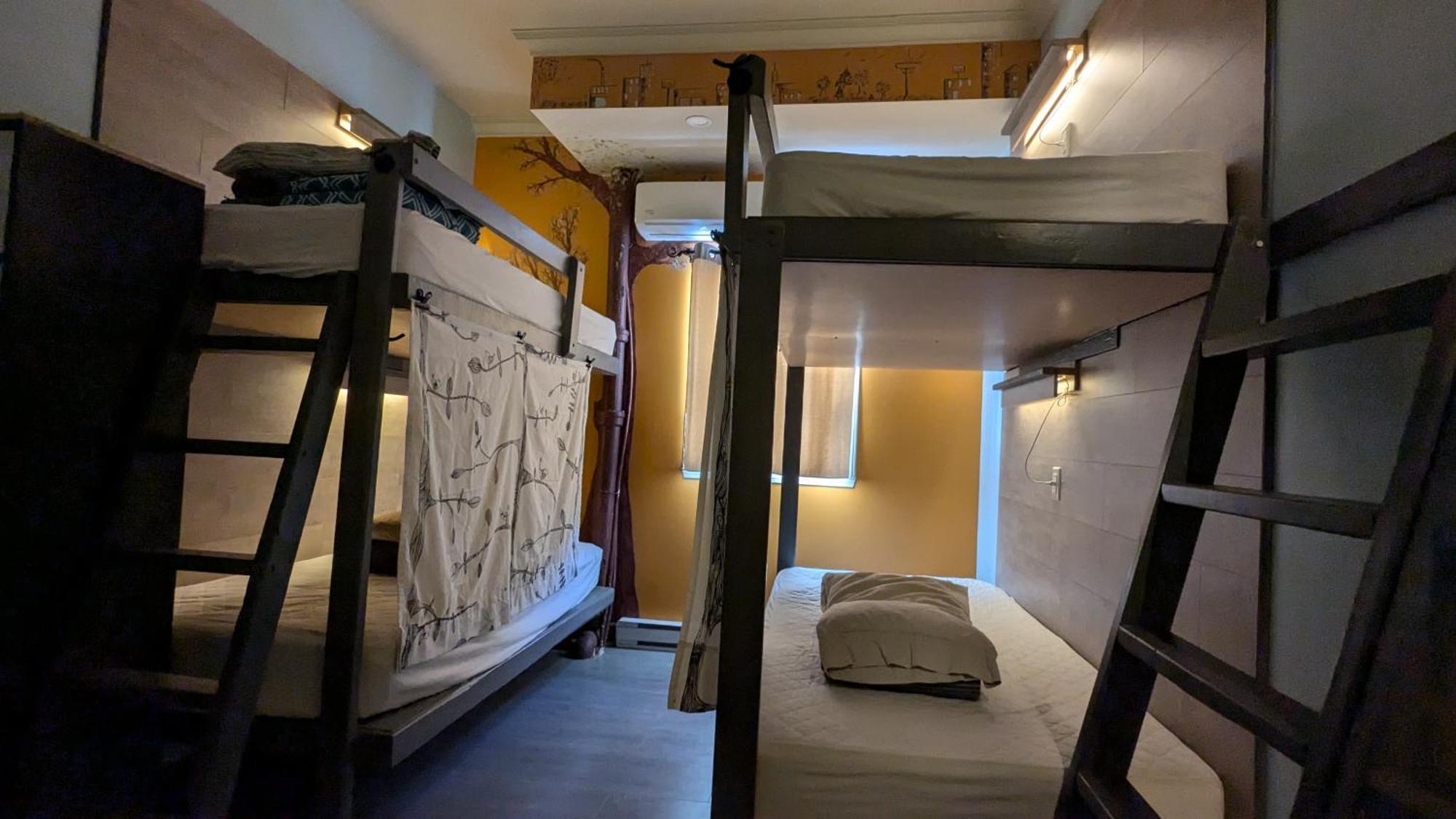 Auberge Jeunesse à Loulou Lévis Extérieur photo